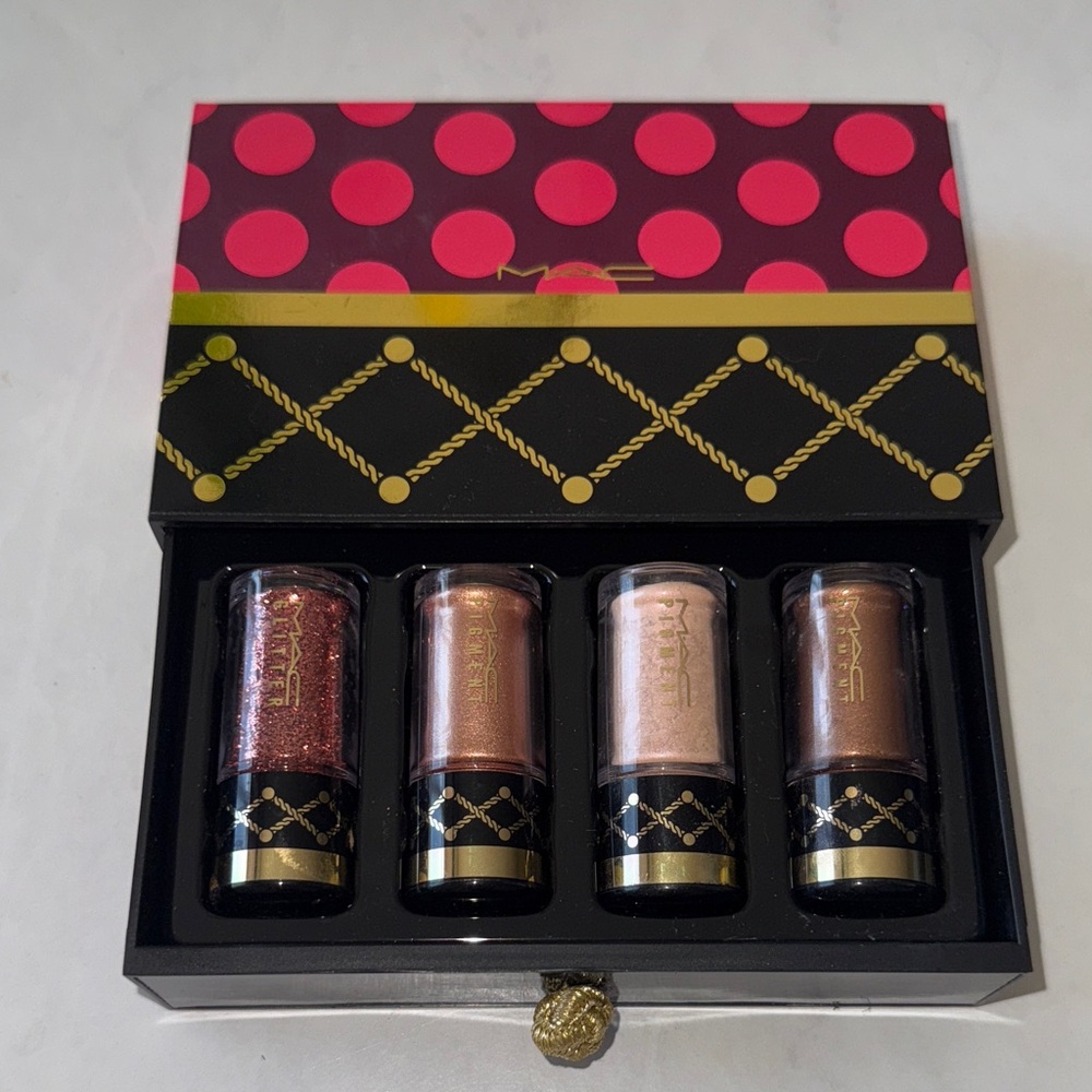 MAC Glitter Set - Picture 4 of 6